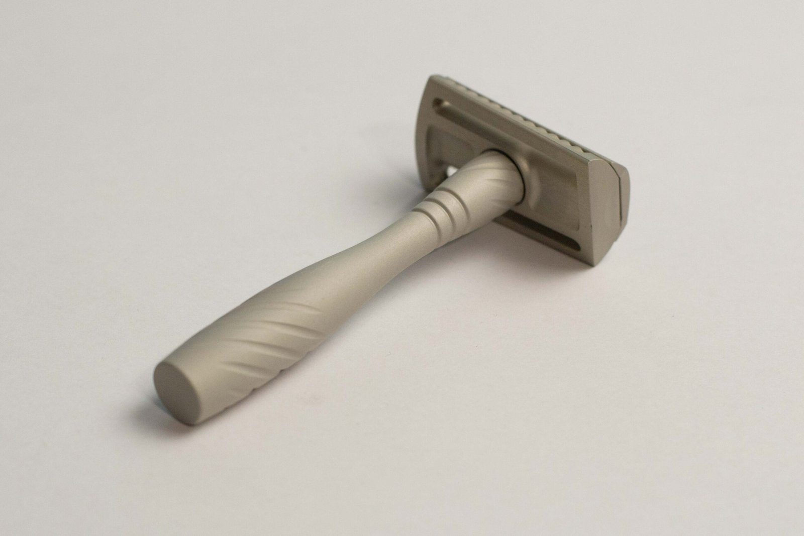 Varukh Slant Razor - Image 7