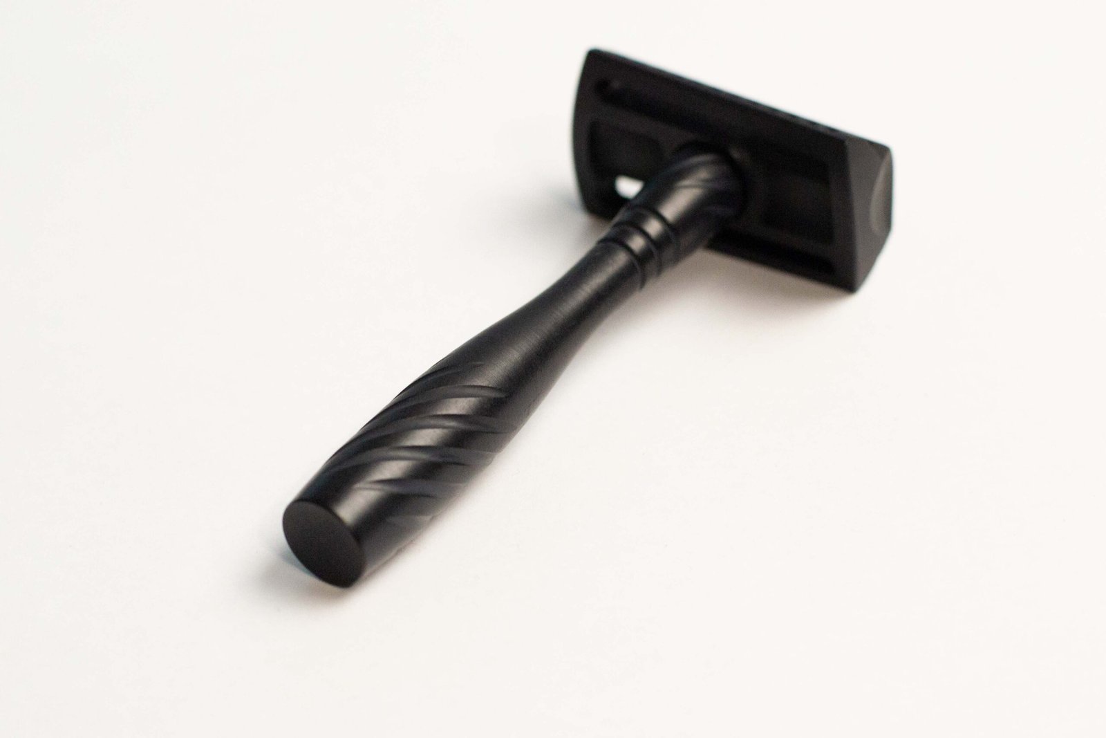Varukh Slant Razor - Image 4